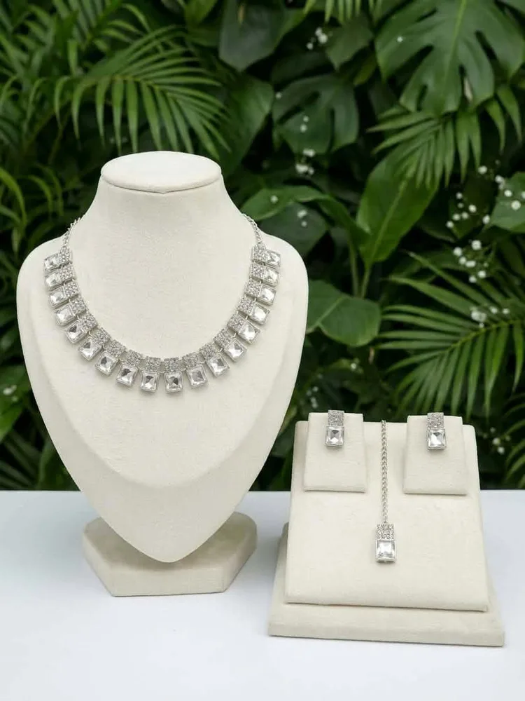 Diamond cut Jewellery set