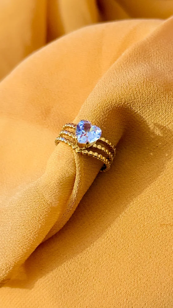 Vintage heart shape finger ring