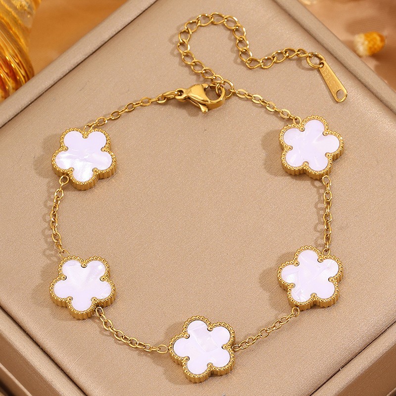 White five clover flower bracelet